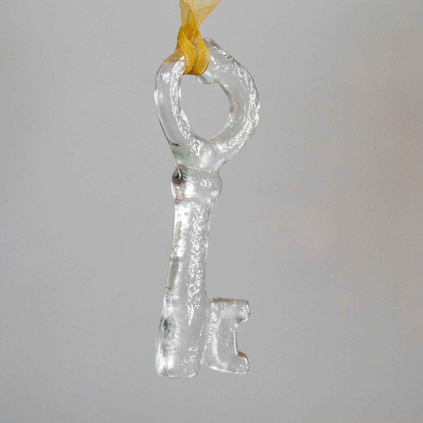 Alex R Glass Key