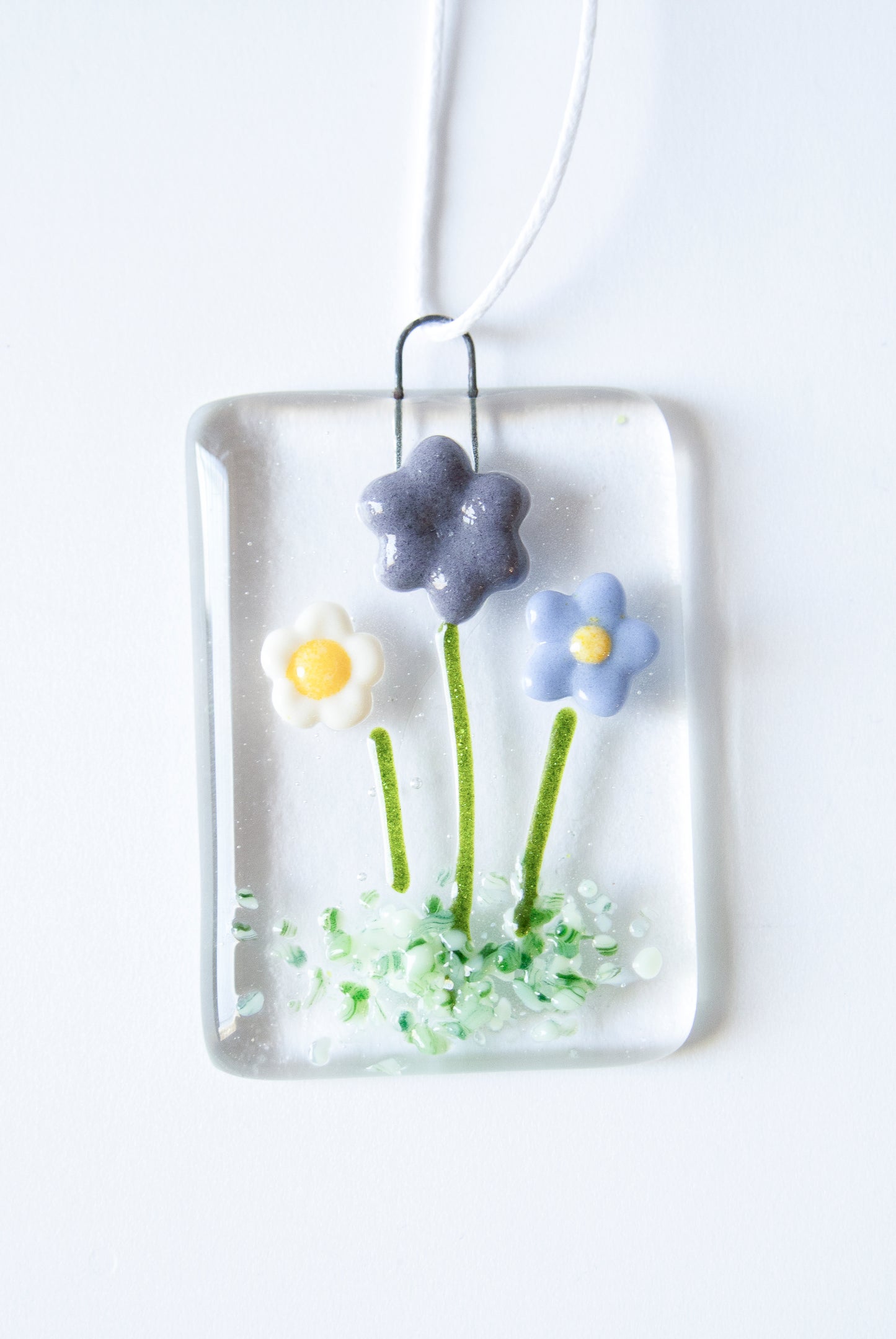 Hanging Daisies - small