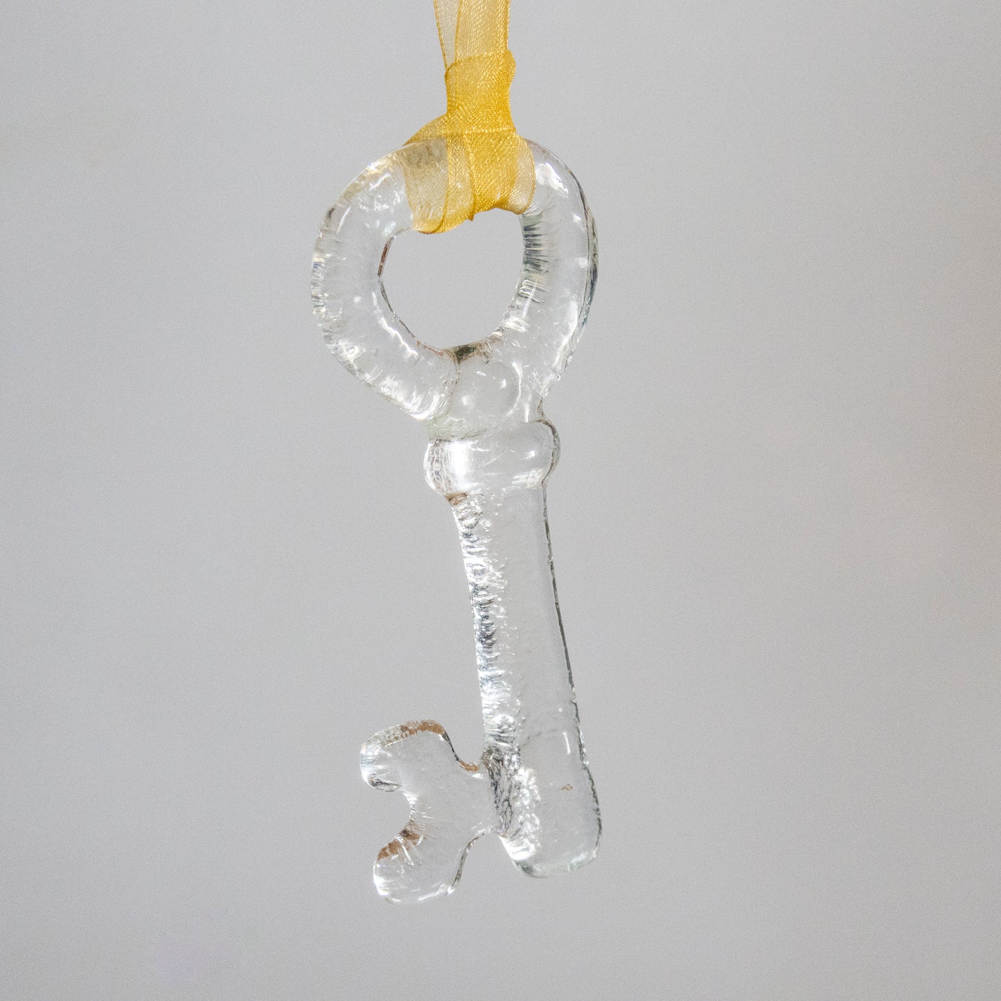 Alex R Glass Key