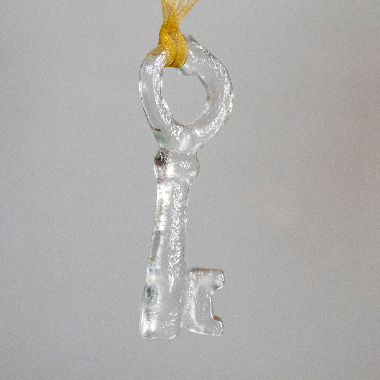 Alex R Glass Key