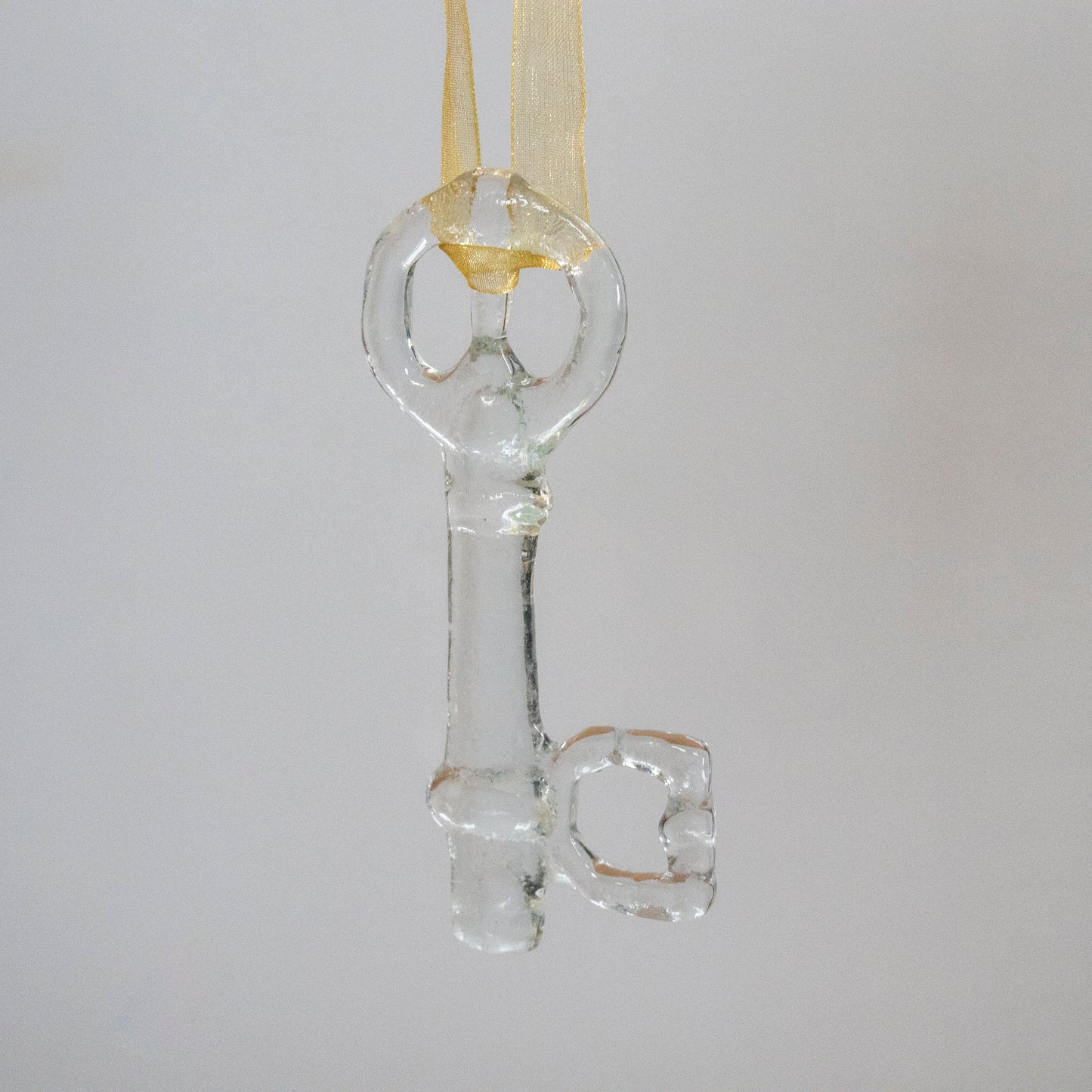 Alex R Glass Key